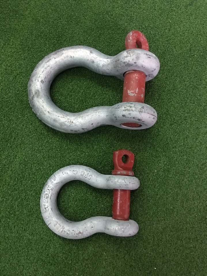 SHACKLES Crosby Ma Ní Mỹ